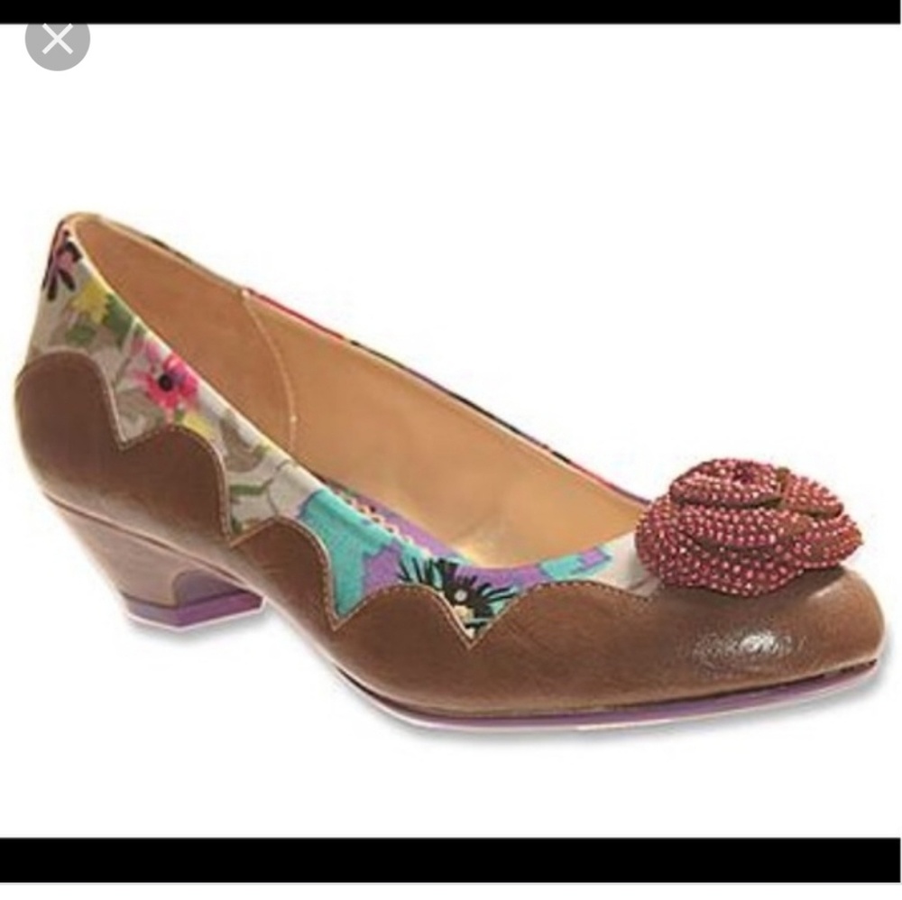 Poetic License Cherry Blossom Pump Size 39